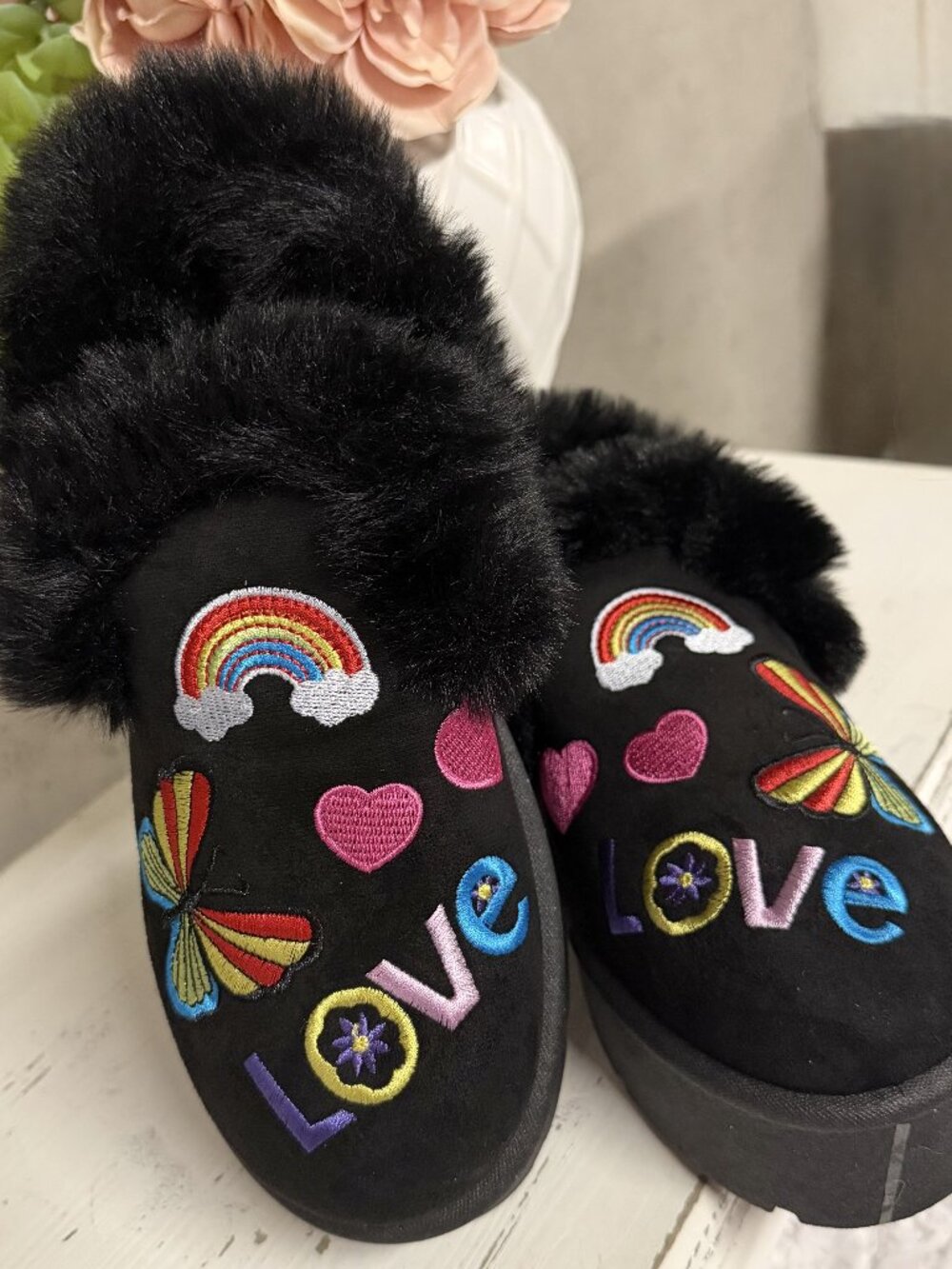 NWT Black Suede and Faux Fur Embroidered Slipper Booties